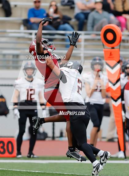 Thumbnail 1 in Summerville vs Monte Vista (CIF Div 6A Final) photogallery.