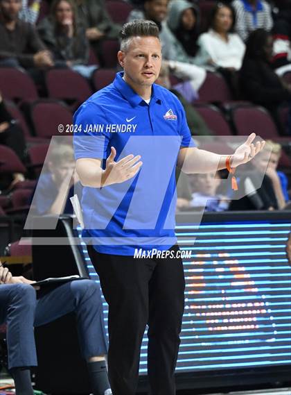 Thumbnail 1 in Bishop Gorman vs. Timpview (Tarkanian Classic) photogallery.