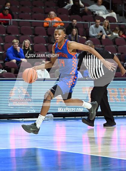 Thumbnail 2 in Bishop Gorman vs. Timpview (Tarkanian Classic) photogallery.