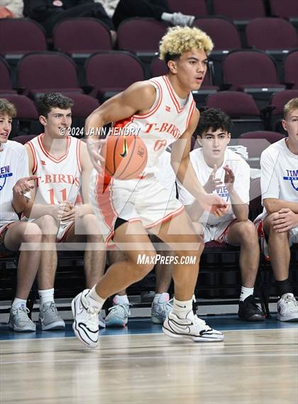 Thumbnail 1 in Bishop Gorman vs. Timpview (Tarkanian Classic) photogallery.