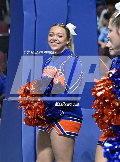 Thumbnail 3 in Bishop Gorman vs. Timpview (Tarkanian Classic) photogallery.