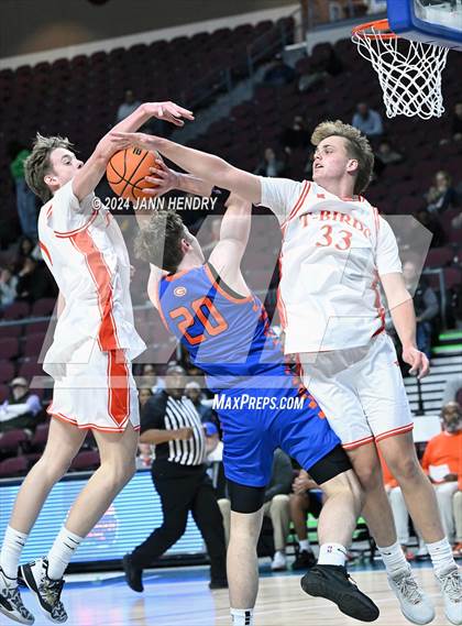 Thumbnail 3 in Bishop Gorman vs. Timpview (Tarkanian Classic) photogallery.