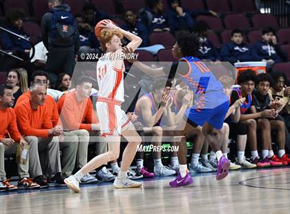 Thumbnail 1 in Bishop Gorman vs. Timpview (Tarkanian Classic) photogallery.