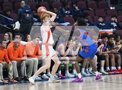 Thumbnail 2 in Bishop Gorman vs. Timpview (Tarkanian Classic) photogallery.