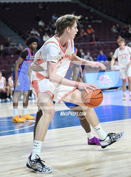 Thumbnail 1 in Bishop Gorman vs. Timpview (Tarkanian Classic) photogallery.