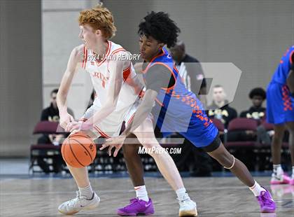 Thumbnail 3 in Bishop Gorman vs. Timpview (Tarkanian Classic) photogallery.