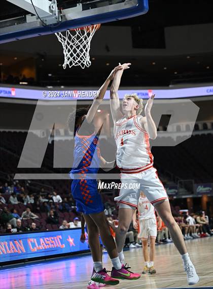 Thumbnail 3 in Bishop Gorman vs. Timpview (Tarkanian Classic) photogallery.