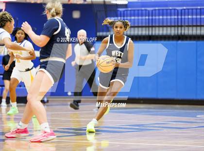 Thumbnail 3 in West Forsyth @ Chattahoochee photogallery.