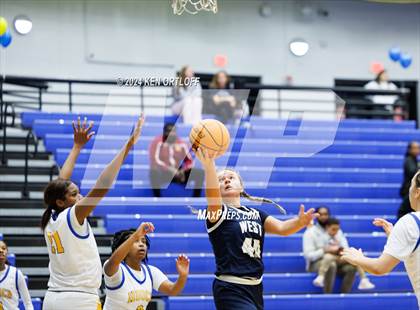 Thumbnail 3 in West Forsyth @ Chattahoochee photogallery.
