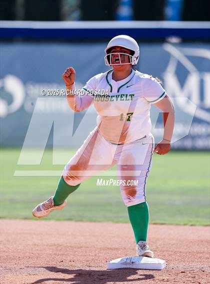 Thumbnail 3 in Torres vs. Roosevelt (CIFCS - Division VI Championship) photogallery.