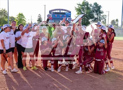 Thumbnail 3 in Torres vs. Roosevelt (CIFCS - Division VI Championship) photogallery.