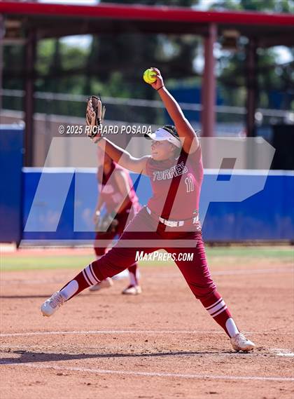 Thumbnail 3 in Torres vs. Roosevelt (CIFCS - Division VI Championship) photogallery.