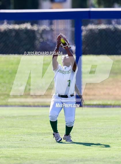Thumbnail 3 in Torres vs. Roosevelt (CIFCS - Division VI Championship) photogallery.