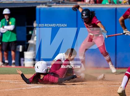 Thumbnail 2 in Torres vs. Roosevelt (CIFCS - Division VI Championship) photogallery.