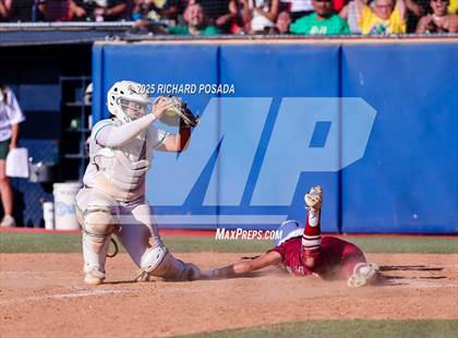 Thumbnail 3 in Torres vs. Roosevelt (CIFCS - Division VI Championship) photogallery.