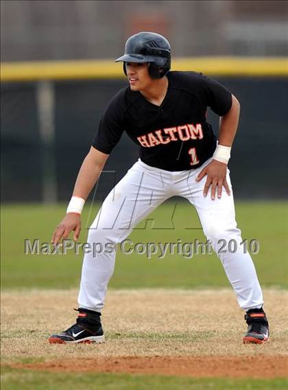 Thumbnail 2 in Trinity Christian vs Haltom (Carrollton Diamond Classic) photogallery.
