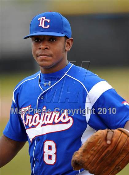 Thumbnail 3 in Trinity Christian vs Haltom (Carrollton Diamond Classic) photogallery.
