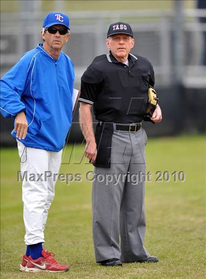 Thumbnail 3 in Trinity Christian vs Haltom (Carrollton Diamond Classic) photogallery.