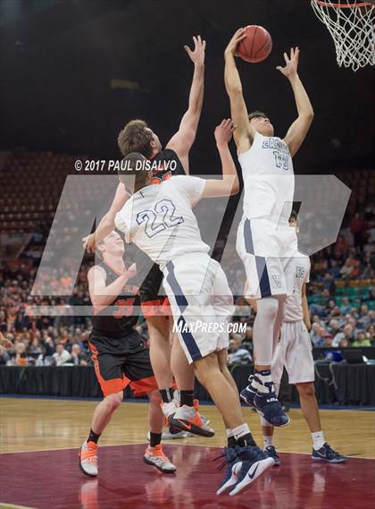 Thumbnail 2 in Valor Christian vs. Lewis-Palmer (CHSAA 4A State Final) photogallery.