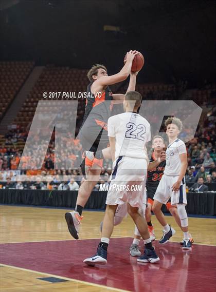 Thumbnail 3 in Valor Christian vs. Lewis-Palmer (CHSAA 4A State Final) photogallery.