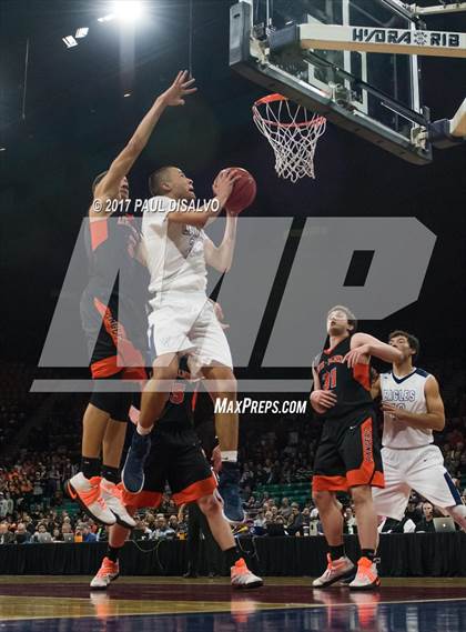 Thumbnail 3 in Valor Christian vs. Lewis-Palmer (CHSAA 4A State Final) photogallery.