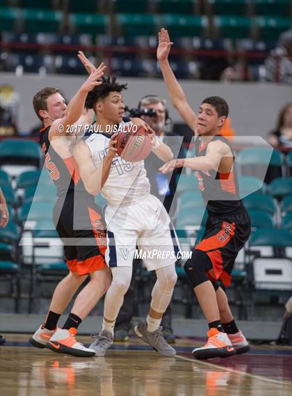Thumbnail 3 in Valor Christian vs. Lewis-Palmer (CHSAA 4A State Final) photogallery.
