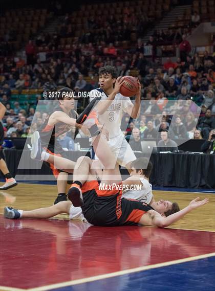 Thumbnail 1 in Valor Christian vs. Lewis-Palmer (CHSAA 4A State Final) photogallery.