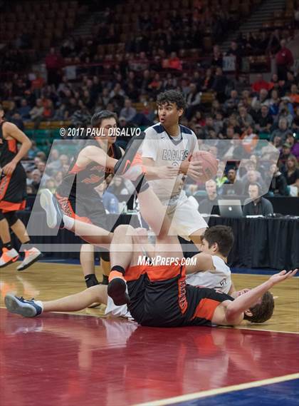 Thumbnail 3 in Valor Christian vs. Lewis-Palmer (CHSAA 4A State Final) photogallery.