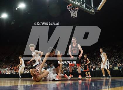 Thumbnail 2 in Valor Christian vs. Lewis-Palmer (CHSAA 4A State Final) photogallery.