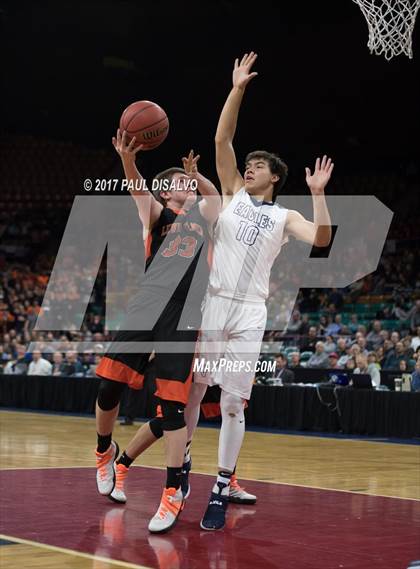 Thumbnail 2 in Valor Christian vs. Lewis-Palmer (CHSAA 4A State Final) photogallery.