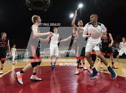 Thumbnail 3 in Valor Christian vs. Lewis-Palmer (CHSAA 4A State Final) photogallery.