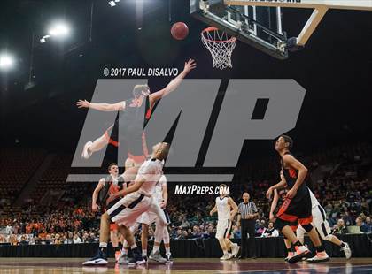 Thumbnail 2 in Valor Christian vs. Lewis-Palmer (CHSAA 4A State Final) photogallery.