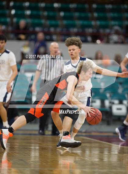 Thumbnail 3 in Valor Christian vs. Lewis-Palmer (CHSAA 4A State Final) photogallery.