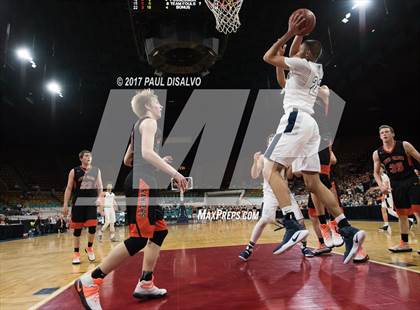 Thumbnail 2 in Valor Christian vs. Lewis-Palmer (CHSAA 4A State Final) photogallery.