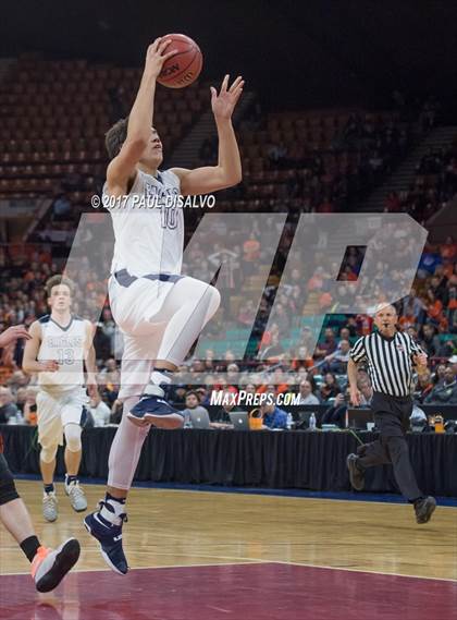 Thumbnail 3 in Valor Christian vs. Lewis-Palmer (CHSAA 4A State Final) photogallery.