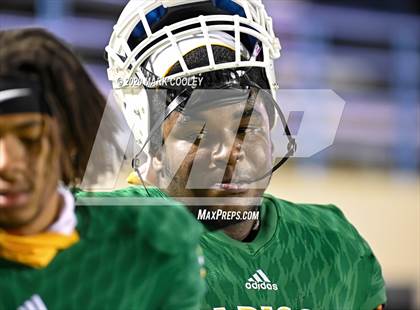 Thumbnail 3 in Groesbeck vs. Madison (UIL 3A Bi-District) photogallery.