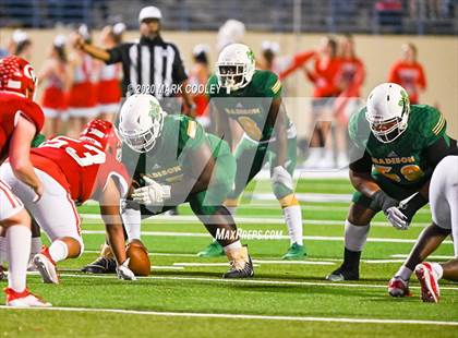 Thumbnail 3 in Groesbeck vs. Madison (UIL 3A Bi-District) photogallery.