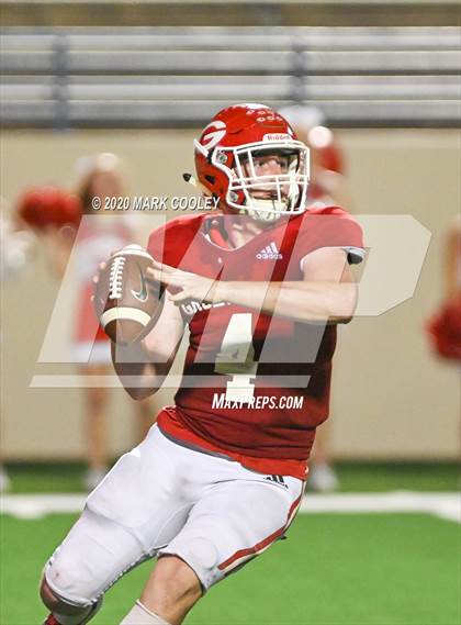 Thumbnail 3 in Groesbeck vs. Madison (UIL 3A Bi-District) photogallery.