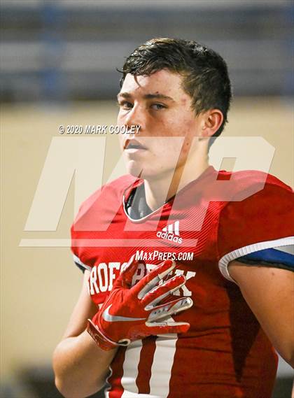 Thumbnail 3 in Groesbeck vs. Madison (UIL 3A Bi-District) photogallery.