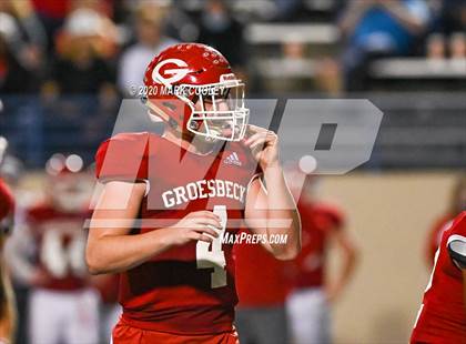 Thumbnail 3 in Groesbeck vs. Madison (UIL 3A Bi-District) photogallery.