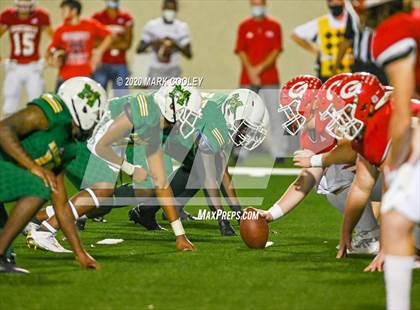 Thumbnail 1 in Groesbeck vs. Madison (UIL 3A Bi-District) photogallery.