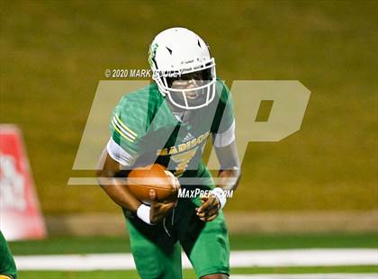 Thumbnail 3 in Groesbeck vs. Madison (UIL 3A Bi-District) photogallery.