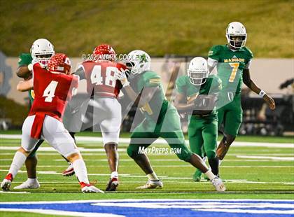 Thumbnail 2 in Groesbeck vs. Madison (UIL 3A Bi-District) photogallery.