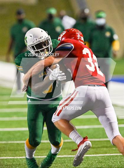 Thumbnail 2 in Groesbeck vs. Madison (UIL 3A Bi-District) photogallery.