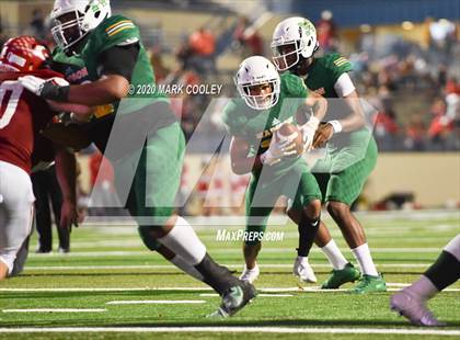Thumbnail 1 in Groesbeck vs. Madison (UIL 3A Bi-District) photogallery.