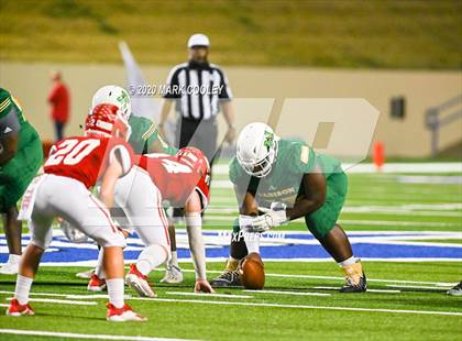 Thumbnail 2 in Groesbeck vs. Madison (UIL 3A Bi-District) photogallery.