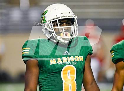 Thumbnail 1 in Groesbeck vs. Madison (UIL 3A Bi-District) photogallery.