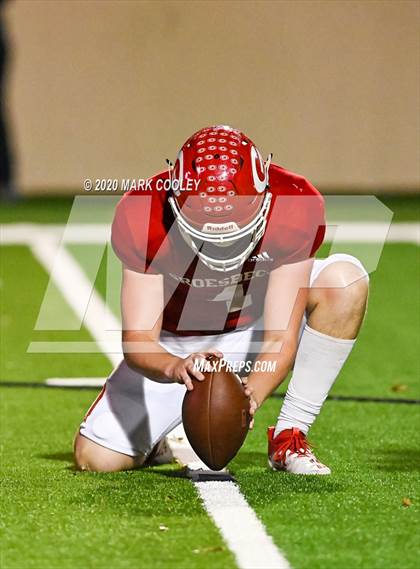 Thumbnail 1 in Groesbeck vs. Madison (UIL 3A Bi-District) photogallery.