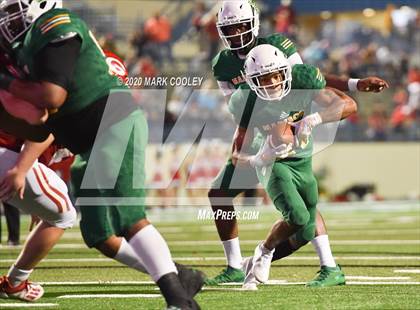Thumbnail 3 in Groesbeck vs. Madison (UIL 3A Bi-District) photogallery.