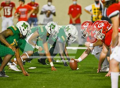 Thumbnail 2 in Groesbeck vs. Madison (UIL 3A Bi-District) photogallery.